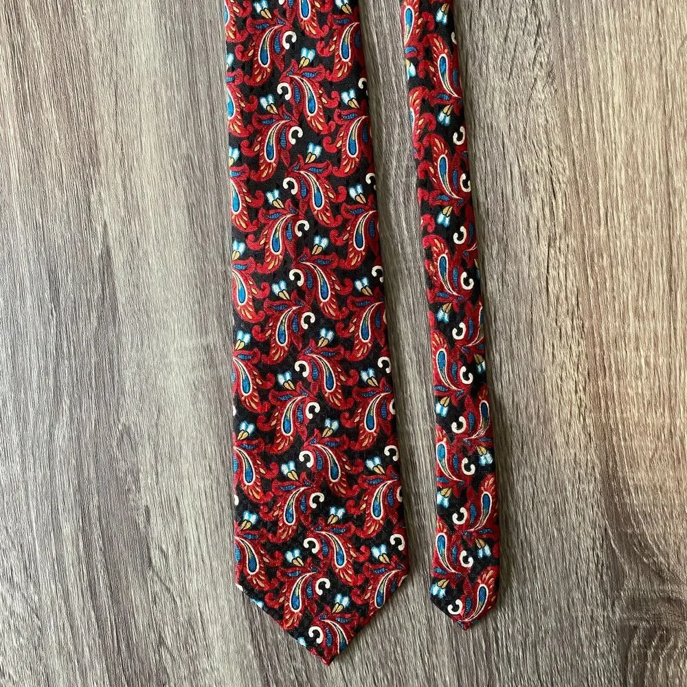 Christian Dior Monsieur Men's Neck Tie Red Black Paisley Polyester Made In USA